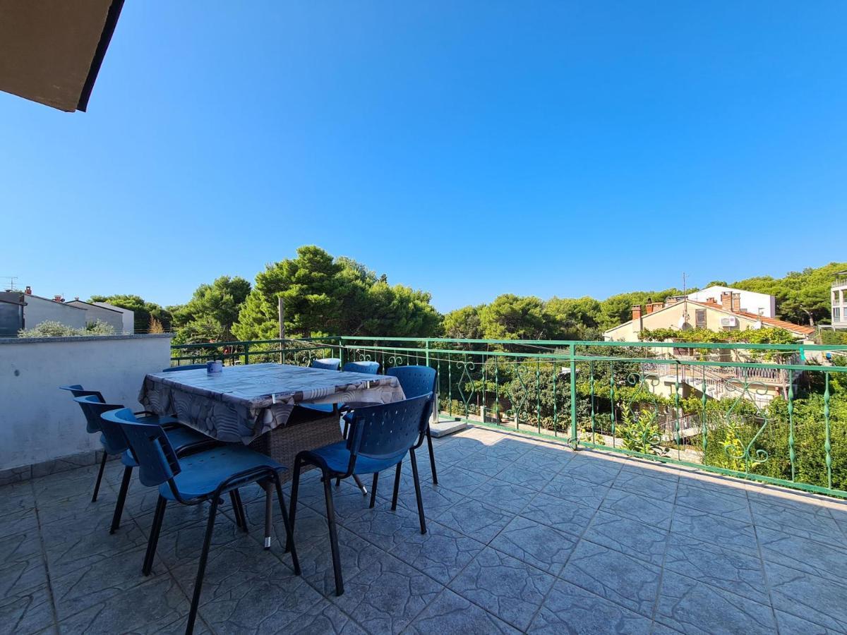 Apartma Mare 826
