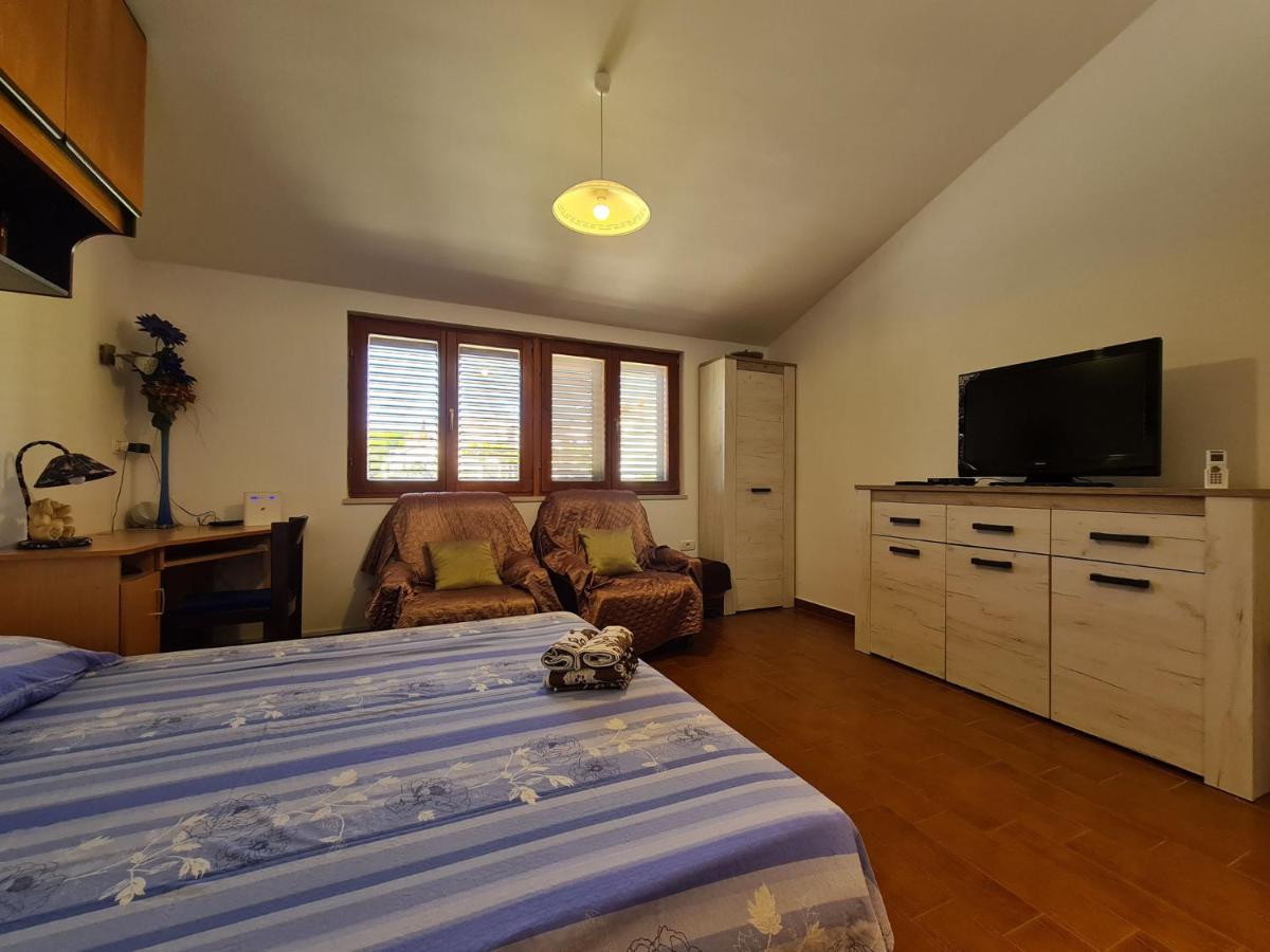 Apartma Mare 826