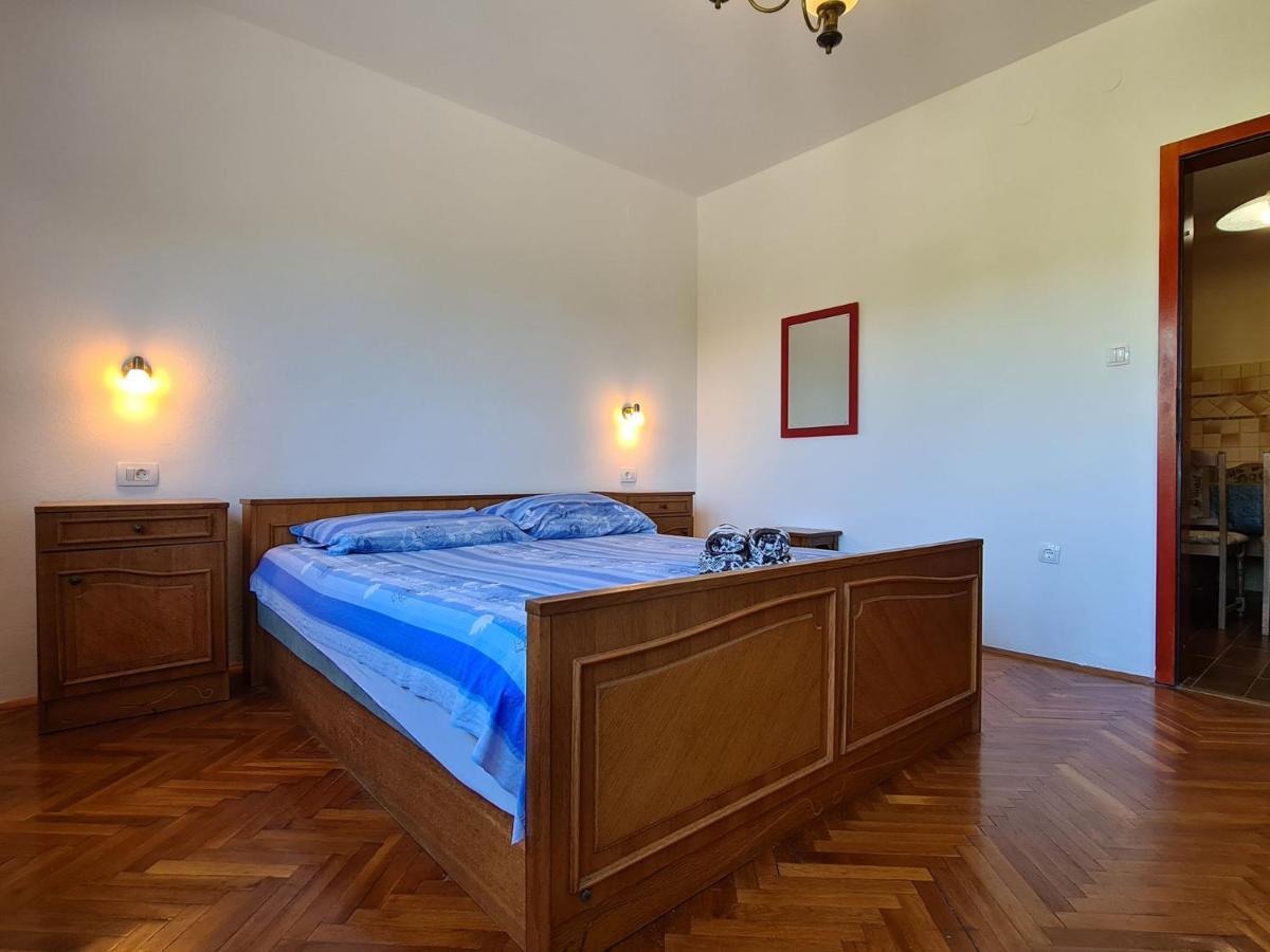 Mare 826 Apartma *
